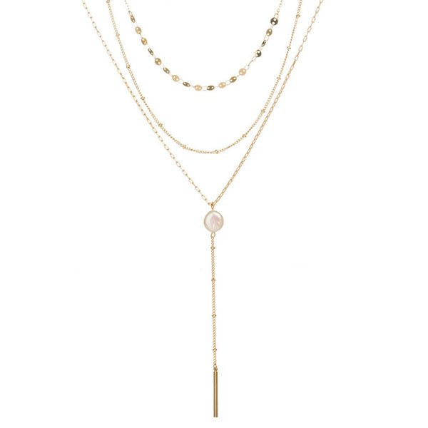 Multilayered gold necklace with pearl pendent